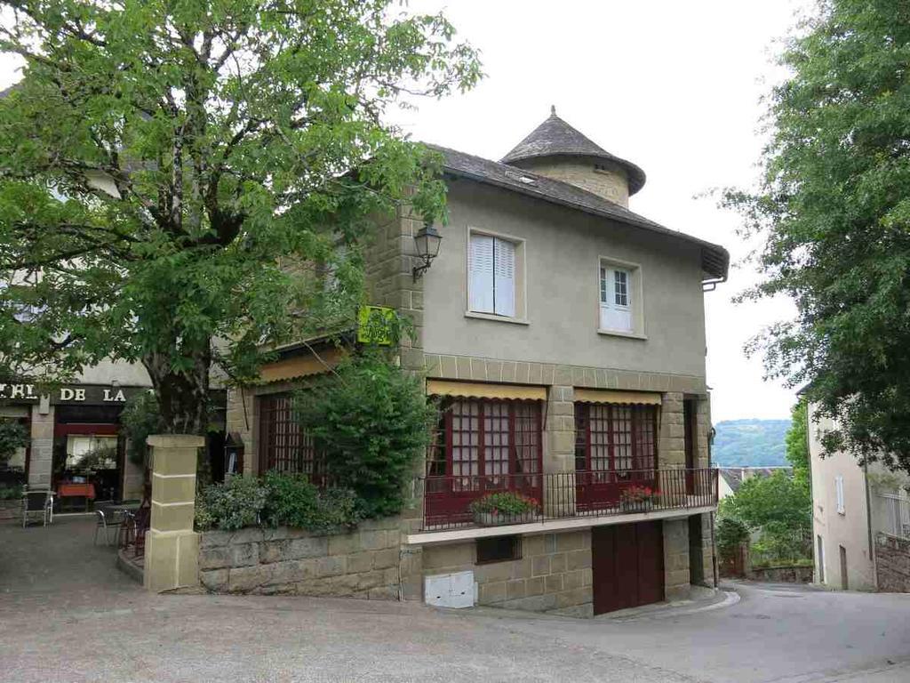 La Tour Hotel Aubazines Exterior foto